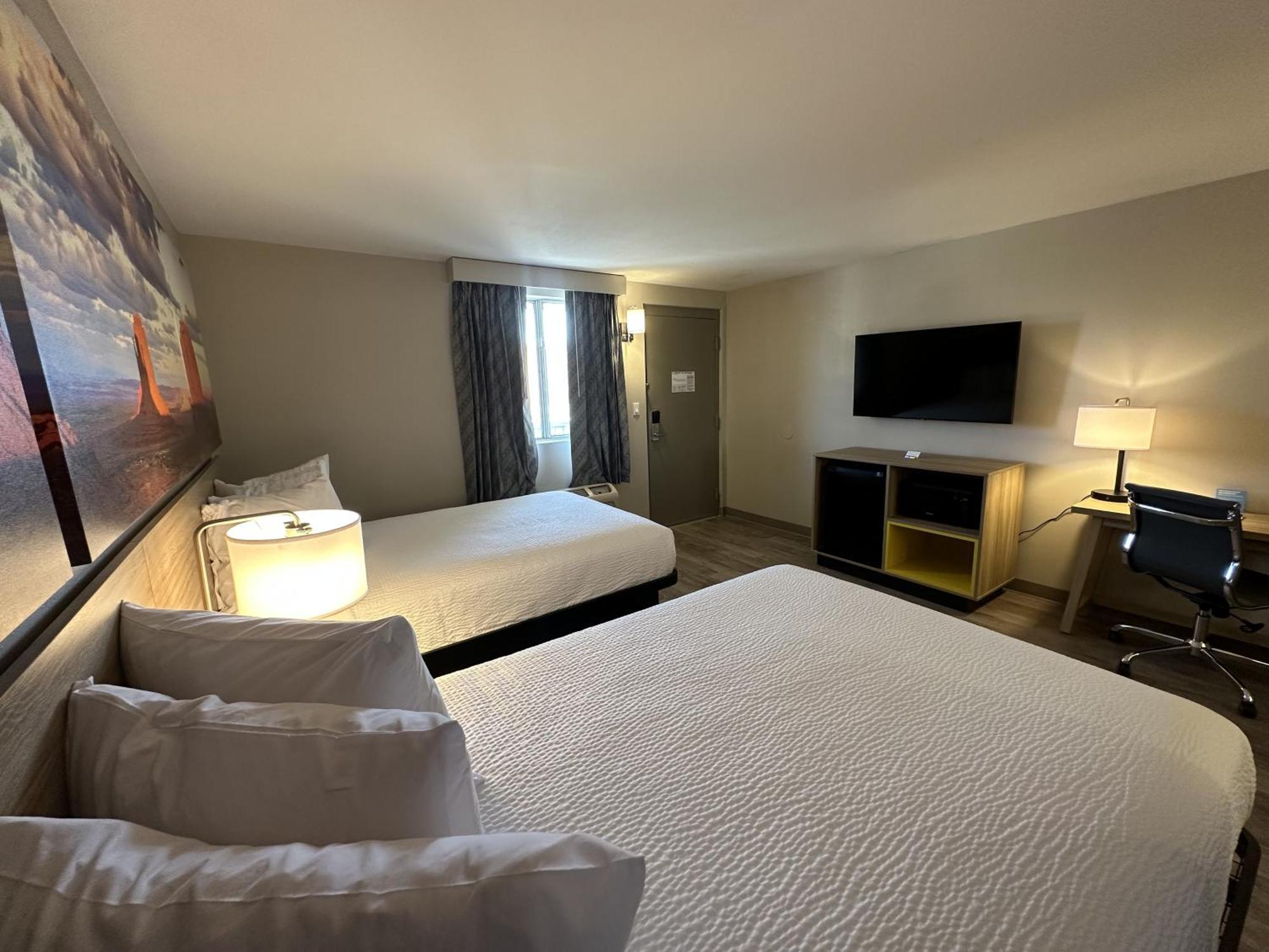 Days Inn By Wyndham Farmington Nm Екстер'єр фото